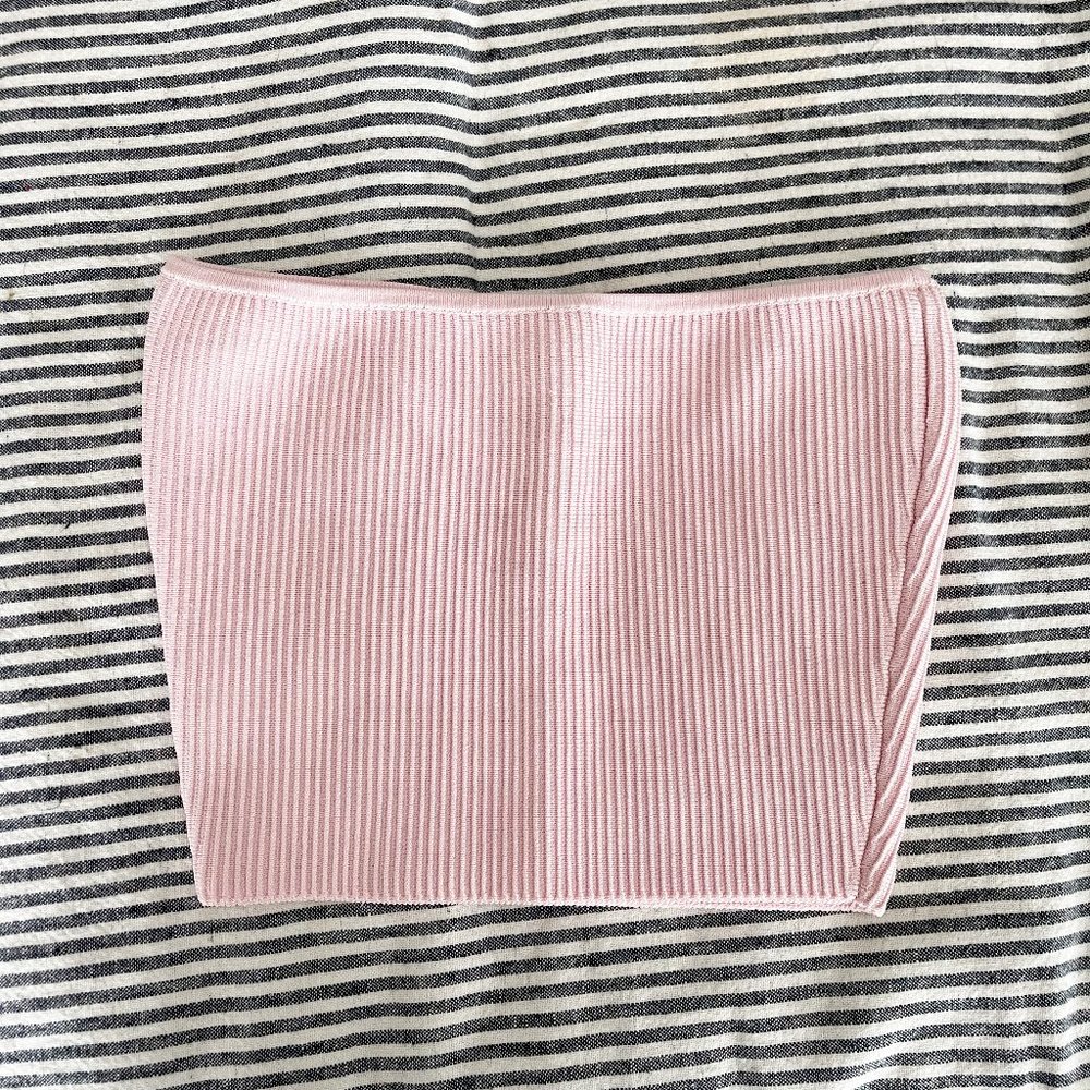✨ NWOT Light Pink Babaton Sculpt Knit Cropped Tube Top | Aritzia